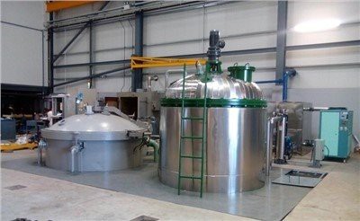 Thiết bị nhúng áp suất chân không